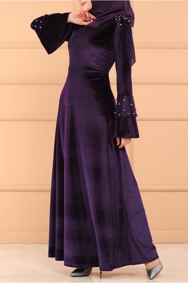 Volanı İncili Kadife Elbise